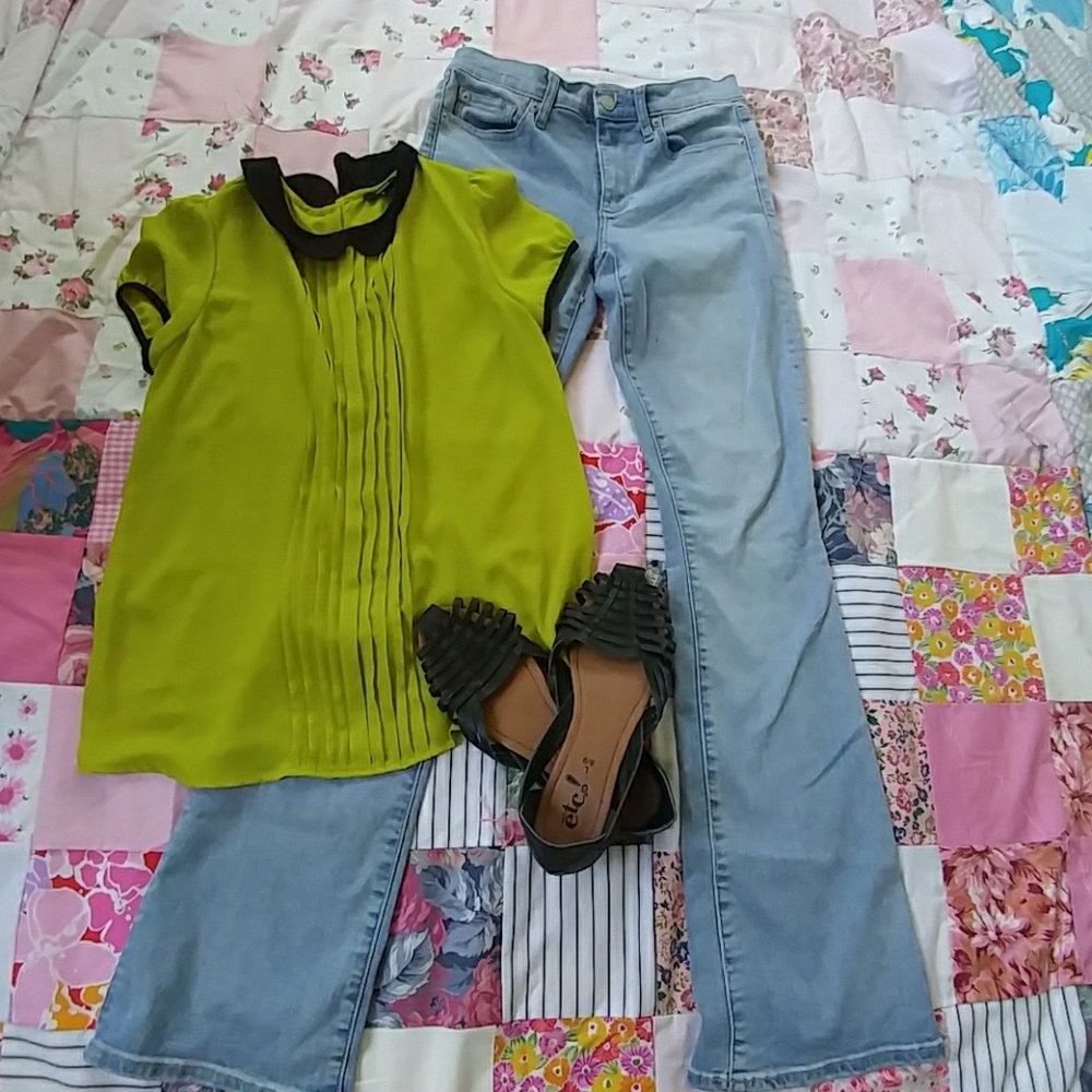 Light wash Gap Baby Boot jeans